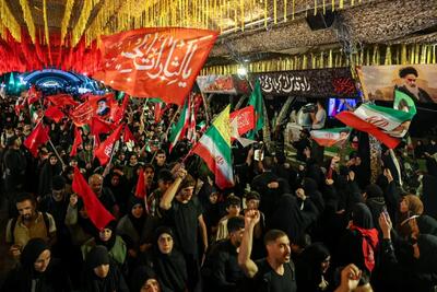 زائران ایرانی از ارادت مردم عراق به «آقای شهید ایران» میگویند