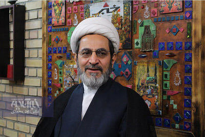  مسجدجامعی: مشکل ما با شیخ‌نشین‌ها تعارف است؛ ایران باید متناسب با وزن تاریخی‌اش رفتار کند/ امارات بسیار فراتر از ظرفیت واقعی‌اش نقش‌آفرینی می‌کند