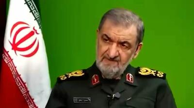 محسن رضایی: اجازۀ باز شدن کریدور دوم در تنگه هرمز را نمیدهیم