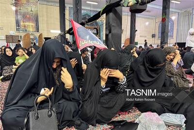 قشم در سوگ 3 شهید؛ تشییع پیکر قیصر، زهرا و سینا جعفری - تسنیم