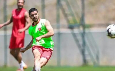  محمد عمری در آستانه یک رکورد؛ ۳۵ بازی تا ورود به باشگاه ۱۰۰تایی‌های پرسپولیس