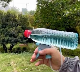 تفنگ آبپاشِ دستساز؛ خنکیِ تابستان!