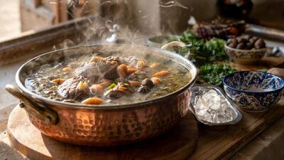  طرز پخت قورمه سبزی سیاه و روغن انداخته؛ شاهکار بی نظیر آشپزی ایرانی