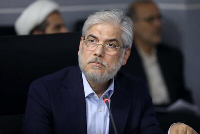 وزیر علوم: دانشگاه منزوی از جریان علم و فناوری جهان عقب میماند