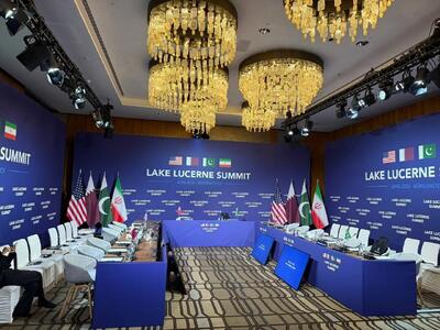  سی‌ان‌ان به نقل از یک مقام ارشد کشورهای حاشیه خلیج فارس: احتمال دستیابی آمریکا و ایران به توافق تا روز جمعه «۵۰-۵۰» است / توافق درباره تنگه هرمز ممکن است حتی از امروز حاصل شود