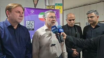 بازدید وزیر بهداشت از بیمارستان زینبیه خورموج/ تأکید بر ارتقای خدمات سلامت و تکمیل تجهیزات