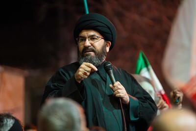  امام جمعه زنجان: حفظ انسجام ملی در شرایط کنونی ضروری است