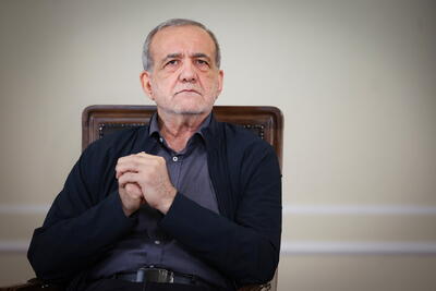  آقای پزشکیان!همانطور که شجاعانه تفاهمنامه را امضا کردید با حنگ طلبان داخلی که در ناز و نعمت زندگی می کنند  و جلوی توافق با عمان ایستاده اندبرخورد کنید