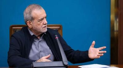 روزنامه جوان: تلاش برای القای اختلاف میان دولت و رهبری، استعفای رئیسجمهور و عدم حمایت دولت از نیروهای مسلح، از سوی برخی طیفهای سیاسی، مملو از خطاهای شناختی است - مردم سالاری آنلاین