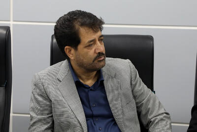 عزیزی فارسانی: بانک مرکزی باید نبض بازار ارز را مهار کند تا معیشت مردم آسیب نبیند / دستگاههای نظارتی در برابر اخلالگران بازار کوتاه نیایند