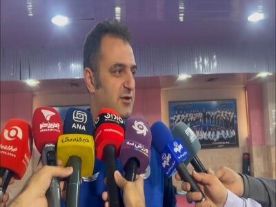  حجی زواره: تیم آینده داری در اختیار داریم