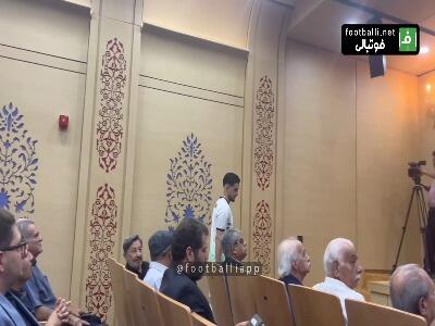  رونمایی از پیراهن جدید ذوب آهن برای لیگ برتر 06-1405