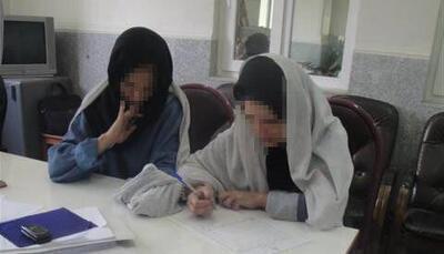 سرقتهای خشن مادر و پسر از زنان سالخورده/ او طلاهای زنان را می گرفت و آنها را کتک می زد