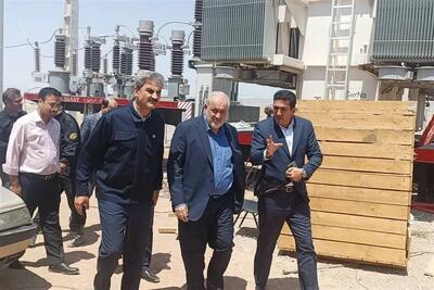 بازدید وزیر نیرو از روند برقرسانی به واحدهای صنعتی بازسازیشده