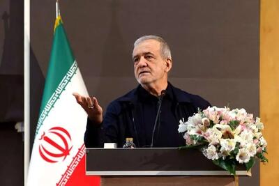  پزشکیان: ۴۷ سال است که می‌خواهیم درست کار کنیم، ولی می‌گویند الان وقتش نیست‌/ هیچ وقت نمی‌گویند تو جلوی کسی که [پول] خورده را گرفتی؛ بلکه می‌گویند تو فلانی را که حزب‌اللهی بود، برداشتی