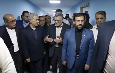 وزیر بهداشت از بیمارستان حضرتولیعصر(عج) کازرون بازدید کرد