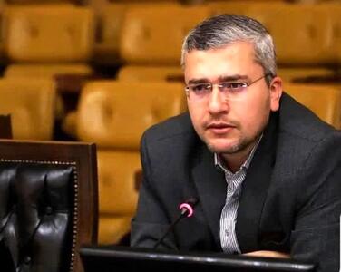  واکنش عضو کمیسیون امنیت ملی به ادعاهای واشنگتن؛ رضایی: ترامپ ادعای نابودی نیروهای ما را دارد اما هنوز یک نفتکش آمریکایی از تنگه هرمز عبور نکرده است