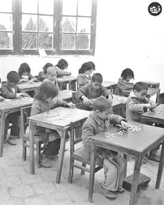 عکس/ دانشآموزان کلاس اول دبستان؛ دهه ۱۳۳۰