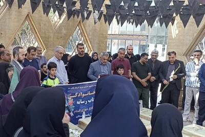  پیاده‌روی خانوادگی اصحاب رسانه گلستان به مناسبت روز خبرنگار برگزار شد