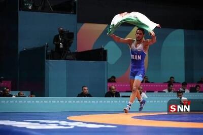  رحمان عموزاد تنها صدرنشین برترین آزادکاران جهان
