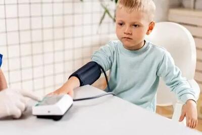 به چه علت کودکان دچار فشارخون میشوند؟