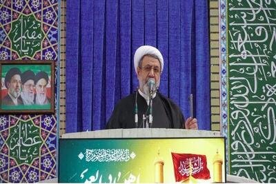 امام جمعه کرمان: محاصره تبلیغاتی دشمن با جهاد تبیین خبرنگاران شکسته میشود