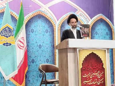  امام جمعه کاشان: وحدت حول ولایت فقیه واجب است