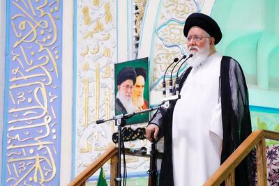 امام جمعه مشهد: ۲ گفتمان انحرافی درباره جنگ مردم را دچار نگرانی کرده است