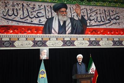 امام جمعه دزفول: انتقام ایران با پایان حضور آمریکا در منطقه تکمیل میشود