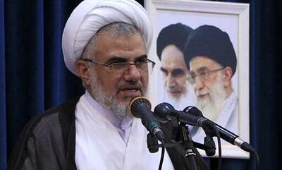 امام جمعه بندرعباس: اقتدار پوشالی آمریکا در منطقه رو به افول است