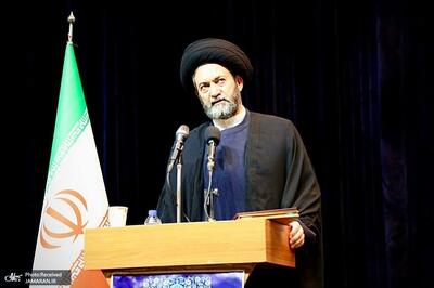 واکنش امام جمعه اردبیل به سخنان باقر خرازی: دروغ بستن به رهبری قطعاً جرم بسیار بزرگی است / این دروغ علاوه بر ضربه به جایگاه رهبری هزینه بسیار سنگین برای کشور درست کرد