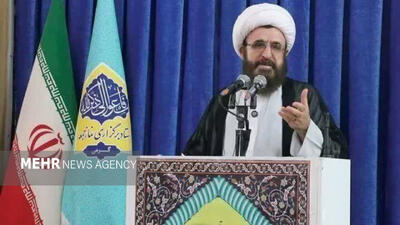 مقاومت ملت ایران ریشه در تمسک به قرآن و اهل‌بیت(ع) دارد