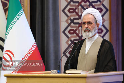  اعرافی: ملت ایران در برابر فشار دشمنان هرگز عقب‌نشینی نخواهد کرد