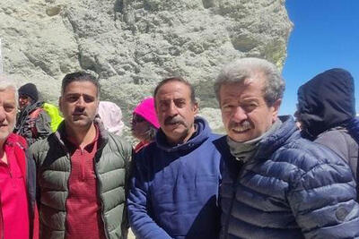 صعود کوهنوردان مراغهای به بام ایران