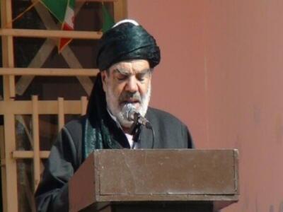 امام جمعه سروآباد: علما وارثان پیامبران و پاسداران دین هستند