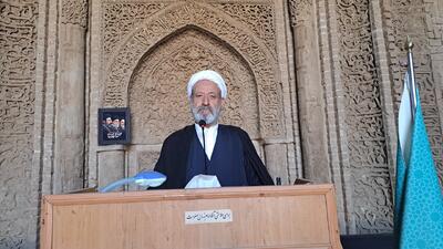  امام جمعه اردستان: مسئولان از مطالبه‌گری خبرنگاران استقبال کنند