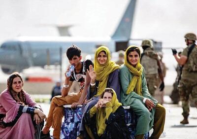 نسلی میان دو فرهنگ؛ مهاجرت چگونه هویت جوانان افغانستان را دگرگون میکند؟!/گزارش شفقنا افغانستان