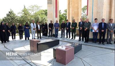 عکس/ گرامیداشت روز خبرنگار در همدان