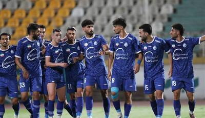 فریبا: اسکلت استقلال حفظ شده؛ بازیکنان جوان از فرصت استفاده کنند