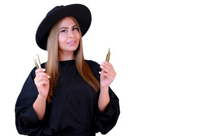  اکستنشن مژه یا ریمل روزانه؟ چرا بسیاری از افراد اکستنشن را انتخاب می‌کنند؟