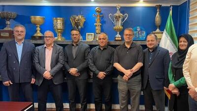  امضای مدیر مستعفی در اسناد مالی استقلال؛ پاسخ مدیران چیست؟