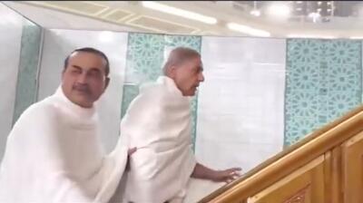  فیلم | لحظه ورود عاصم منیر و شهباز شریف به داخل کعبه
