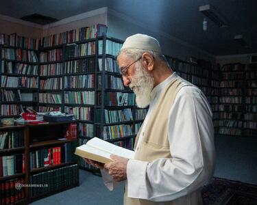  جزئیات کتابخانه رهبر شهید + ویدئو | برترین رمان‌های فرانسوی و آمریکایی در میان کتاب های حدیث و تفسیر