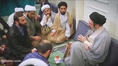  انتشار برای اولین بار؛ تصاویری از آیت الله سیدمجتبی خامنه‌ای در حال تدریس | ویدئو