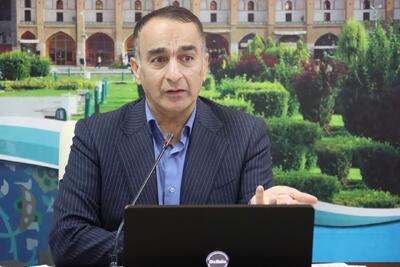  استقرار ۲۴۰ تیم امدادی در محورهای استان اصفهان برای ارائه‌ خدمات به زائران امام رضا (ع)