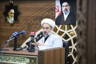  امام جمعه زاهدان: خبرنگاران؛ صف‌شکنان جنگ شناختی و روایت‌سازان میدان پایداری هستند