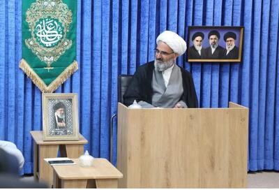  نماینده ولی فقیه در سمنان: هر دو گفتمان «بدهیم برود» و «دادیم رفت» خلاف منافع ملی است