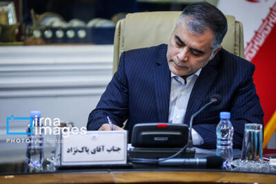 وزیر نفت: رسانهها جلوههای ایثار کارکنان صنعت نفت را منعکس کردند