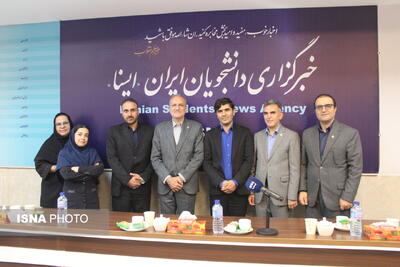  رکن اصلی توسعه استان بر دوش خبرنگاران است