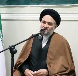  امام جمعه بروجرد: خبرنگاران در جنگ با دشمن نقش مؤثری در پیروزی داشتند